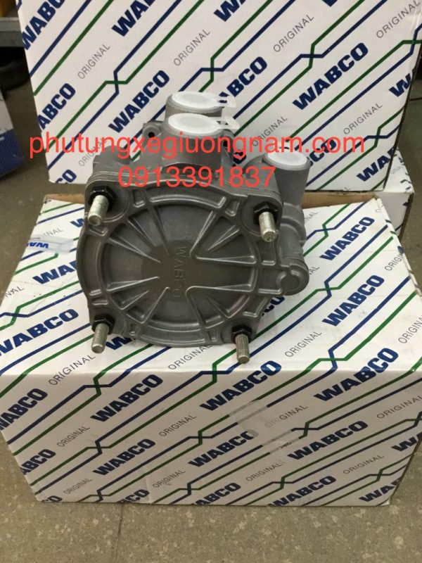 095EFA4E-1A60-4EFD-B5CB-E8EEDB1F0A9A-768×1024